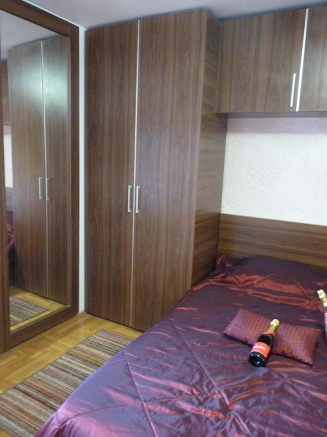 5 Apartshotel Faleza Galati 外观 照片