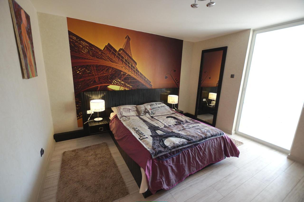 5 Apartshotel Faleza Galati 外观 照片