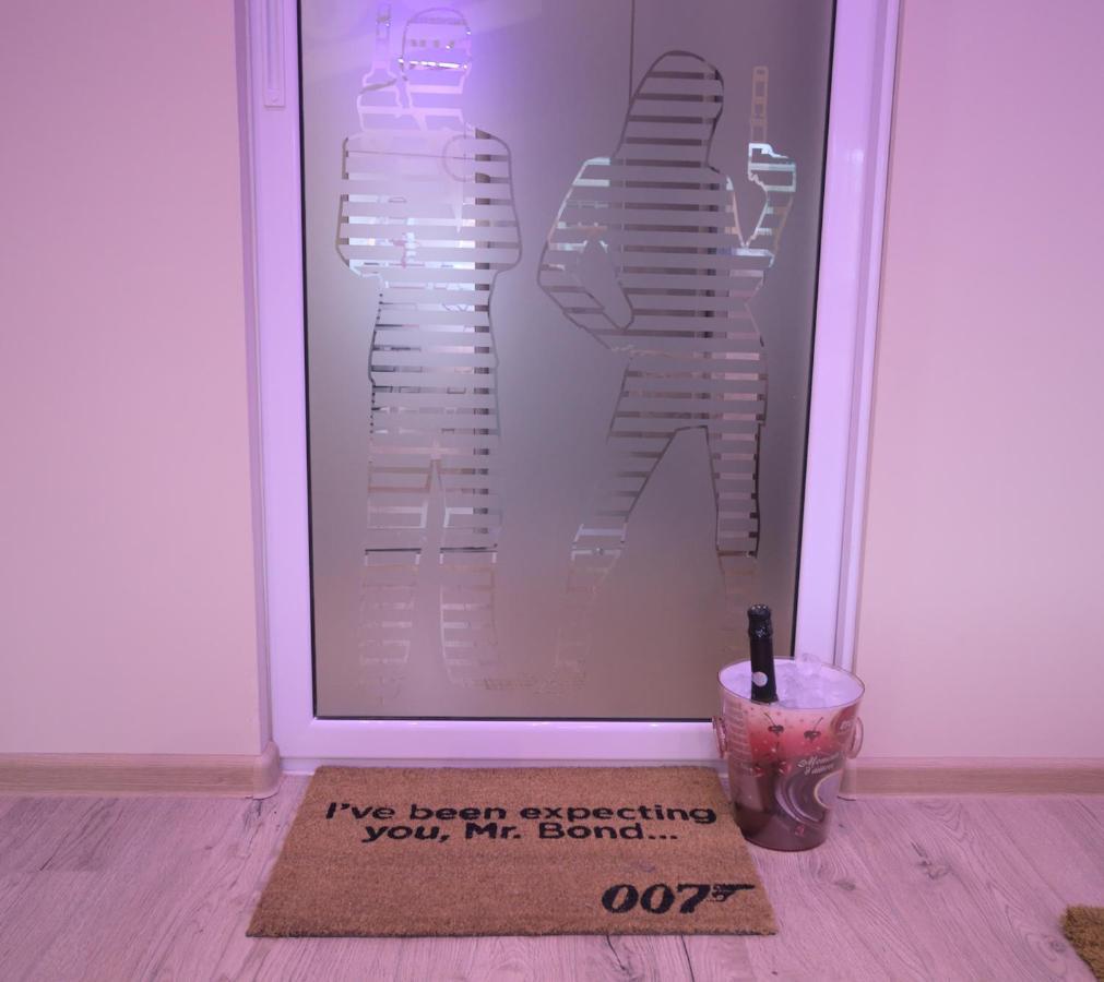 5 Apartshotel Faleza Galati 外观 照片