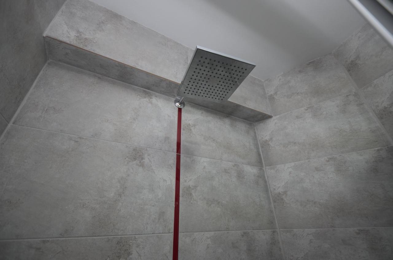 5 Apartshotel Faleza Galati 外观 照片